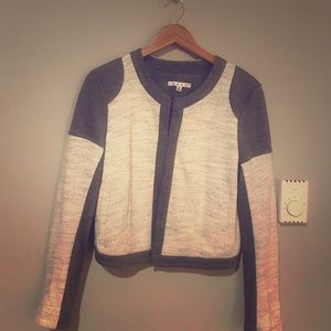 CAbi cropped short blazer/ worn only 1 time.